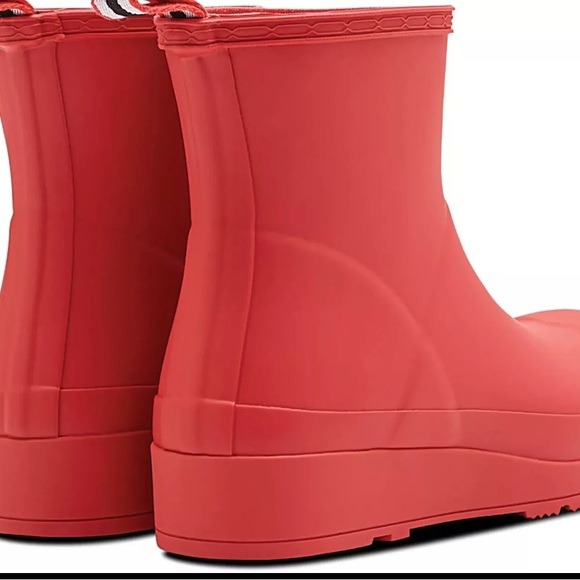 HUNTER WOMENS WATERPROOF ORIGINAL PLAY SHORT BOOTS BLACK SIZE NEW WITH BOX - Picture 4 of 5